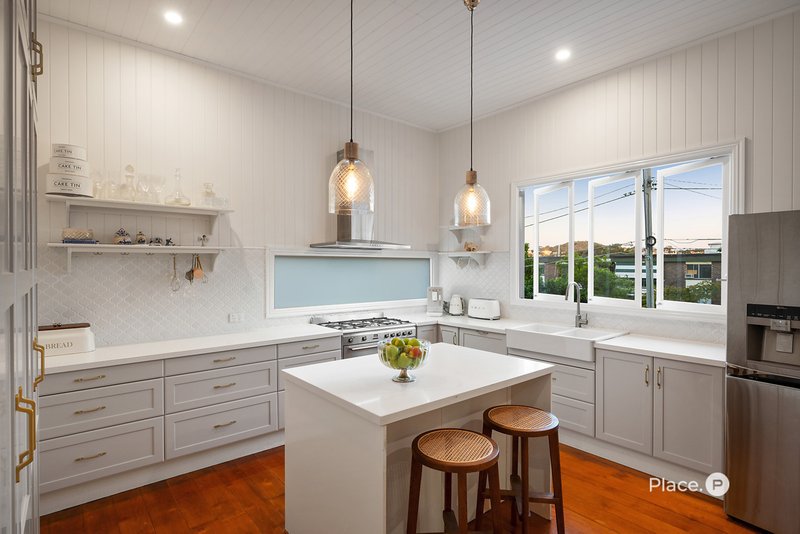 Photo - 10 Derby Street, Coorparoo QLD 4151 - Image 5