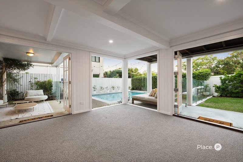 Photo - 10 Derby Street, Coorparoo QLD 4151 - Image 10