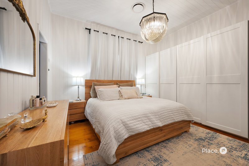 Photo - 10 Derby Street, Coorparoo QLD 4151 - Image 15