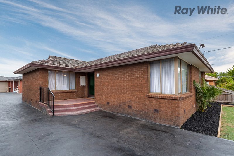 Photo - 10 Derson Street, St Albans VIC 3021 - Image 2