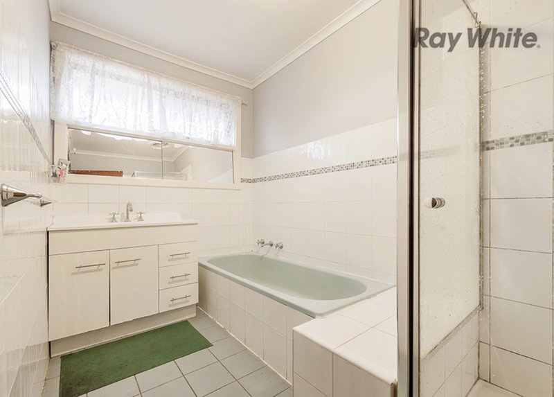 Photo - 10 Derson Street, St Albans VIC 3021 - Image 7