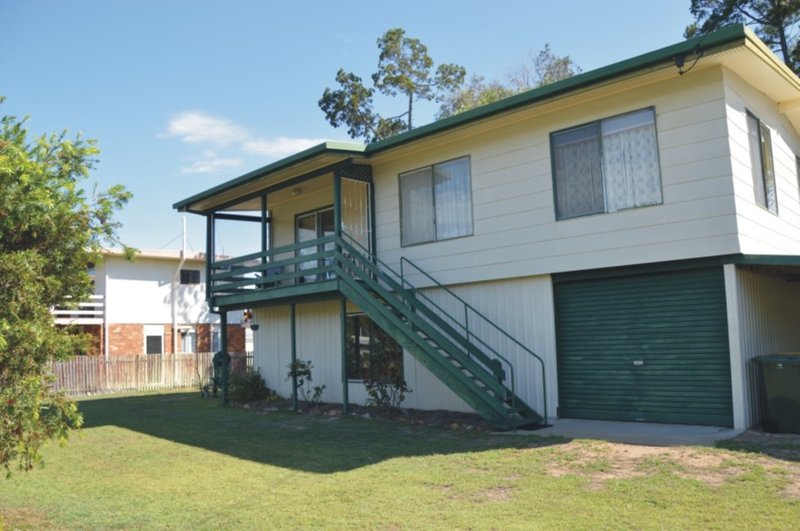 Photo - 10 Desmond Dr , Toogoom QLD 4655 - Image 1