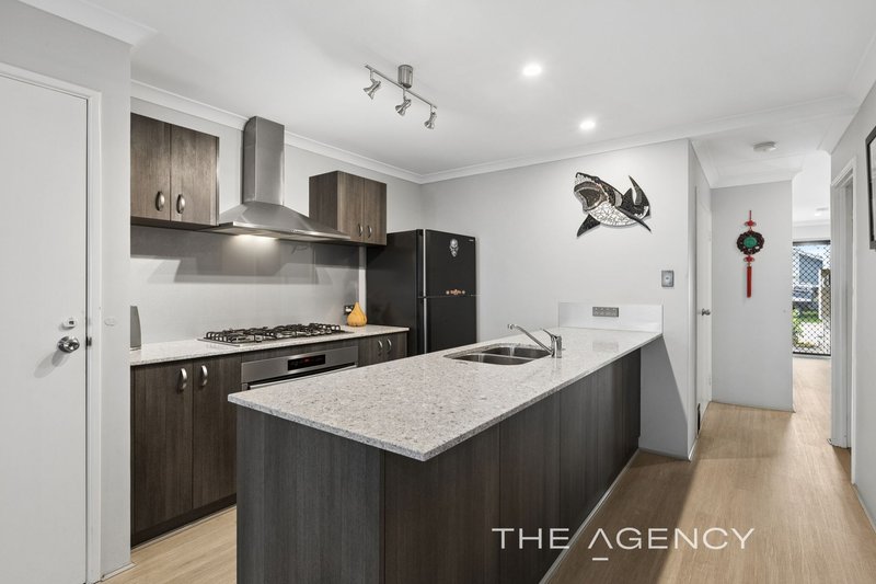 Photo - 10 Dhufish Way, Two Rocks WA 6037 - Image 2