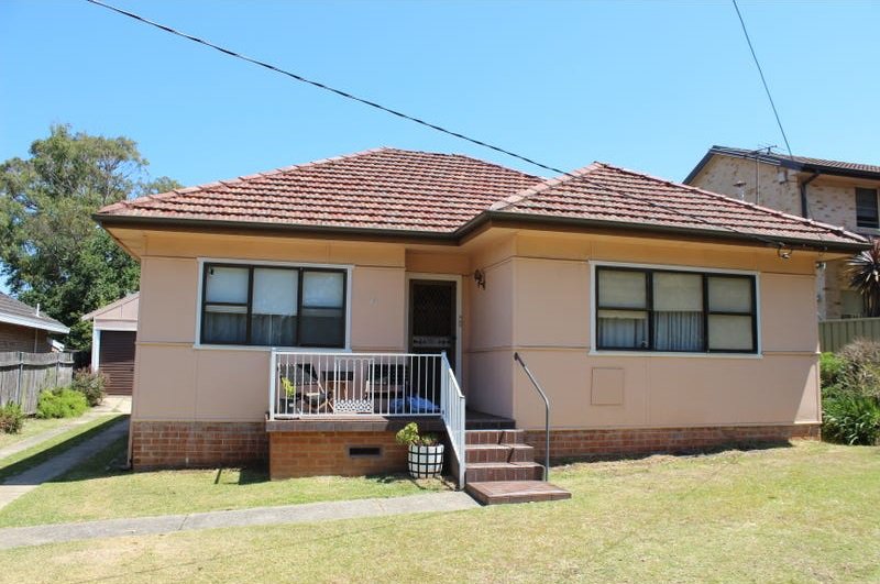 Photo - 10 Dianella Street, Caringbah NSW 2229 - Image 1