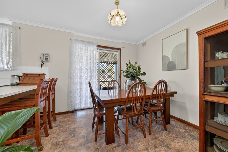 Photo - 10 Dixon Road, Buchfelde SA 5118 - Image 11