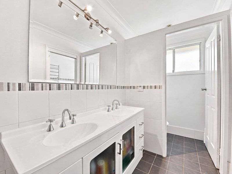Photo - 10 Dobroyd Avenue, Camden NSW 2570 - Image 8