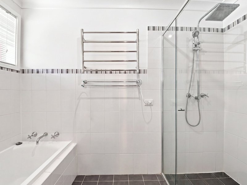 Photo - 10 Dobroyd Avenue, Camden NSW 2570 - Image 10