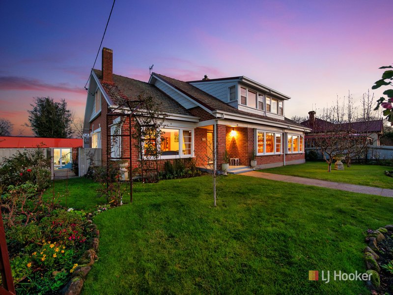 Photo - 10 Dodgin Street, Wynyard TAS 7325 - Image 1