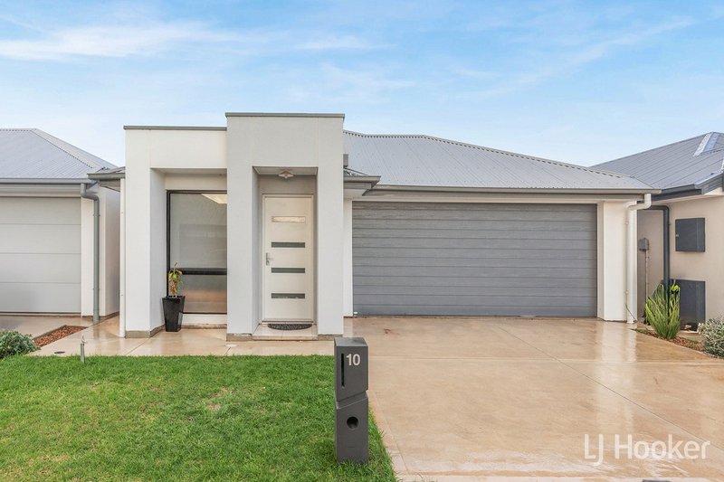 Photo - 10 Donato Street, Munno Para SA 5115 - Image 2