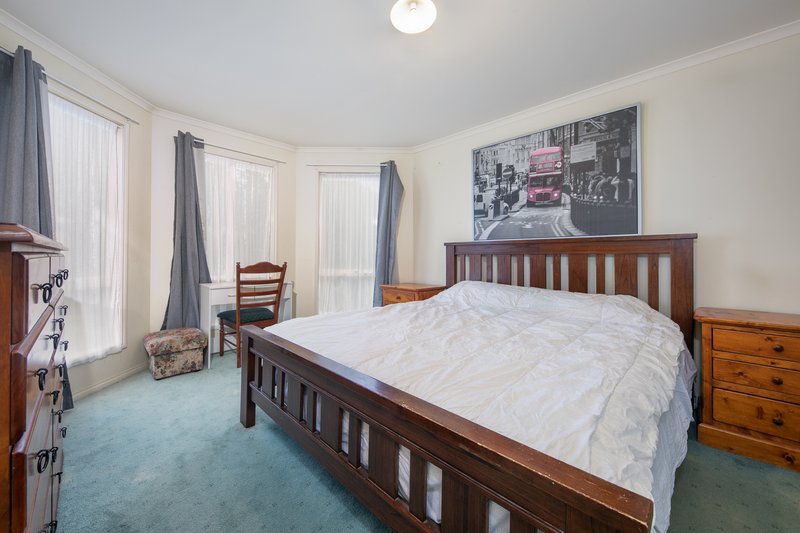Photo - 10 Doutney Court, Sunbury VIC 3429 - Image 10