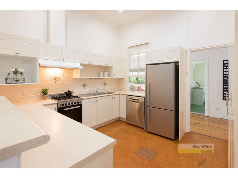 Photo - 10 Drane Street, Clayfield QLD 4011 - Image 5