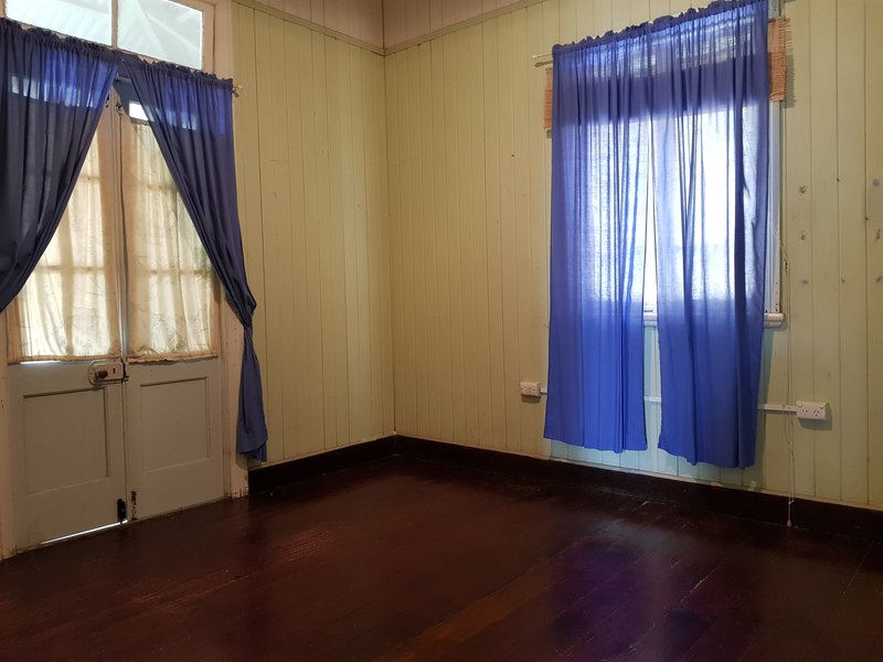 Photo - 10 Dry St , Maryborough QLD 4650 - Image 6