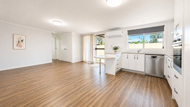 Photo - 10 Dudley Street, Gorokan NSW 2263 - Image 3