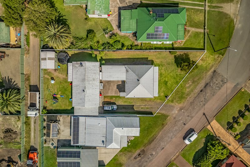 Photo - 10 Dudley Street, Kurri Kurri NSW 2327 - Image 1