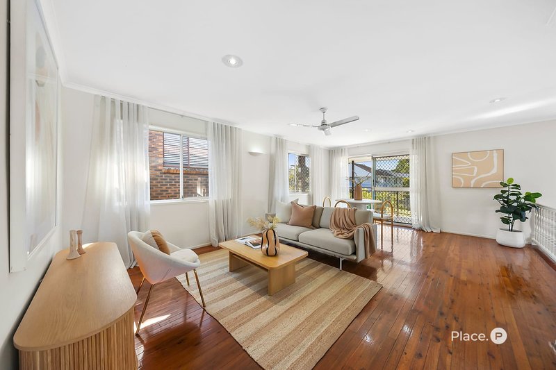 Photo - 10 Duff Street, Wavell Heights QLD 4012 - Image 2