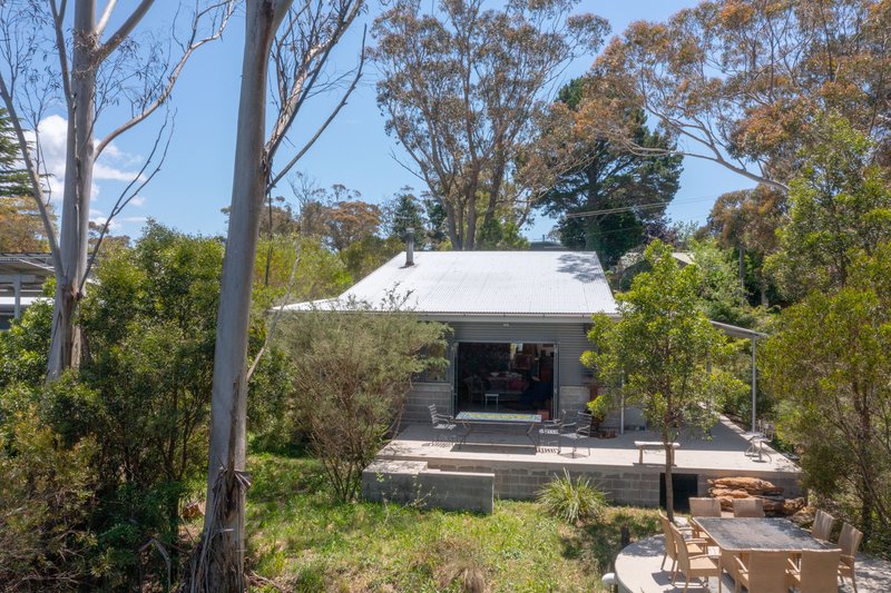 Photo - 10 Dulhunty Street, Katoomba NSW 2780 - Image 4