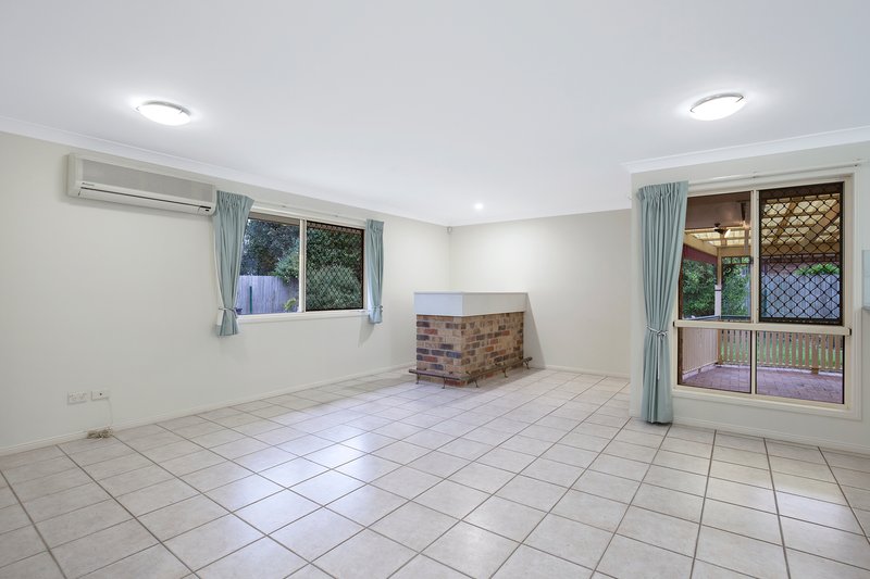 Photo - 10 Dundee Street, Bray Park QLD 4500 - Image 6