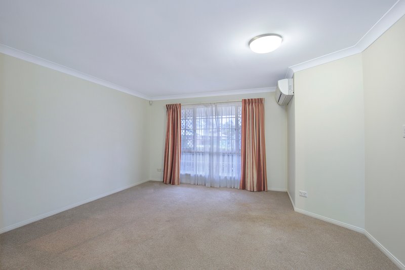 Photo - 10 Dundee Street, Bray Park QLD 4500 - Image 7