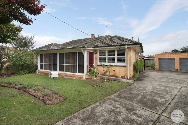 Photo - 10 Dunrobin Court, Ballarat North VIC 3350 - Image 1
