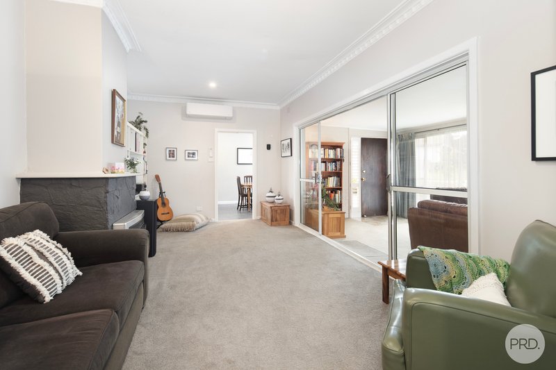 Photo - 10 Dunrobin Court, Ballarat North VIC 3350 - Image 2