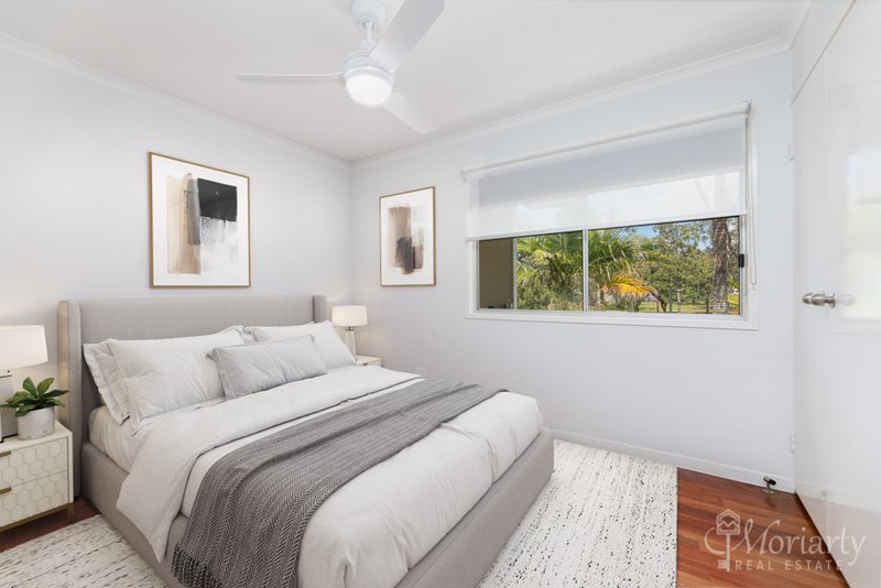 Photo - 10 Dunvegan Drive, Morayfield QLD 4506 - Image 7