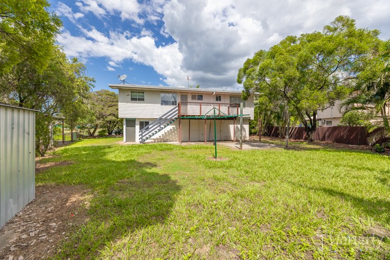 Photo - 10 Dunvegan Drive, Morayfield QLD 4506 - Image 10