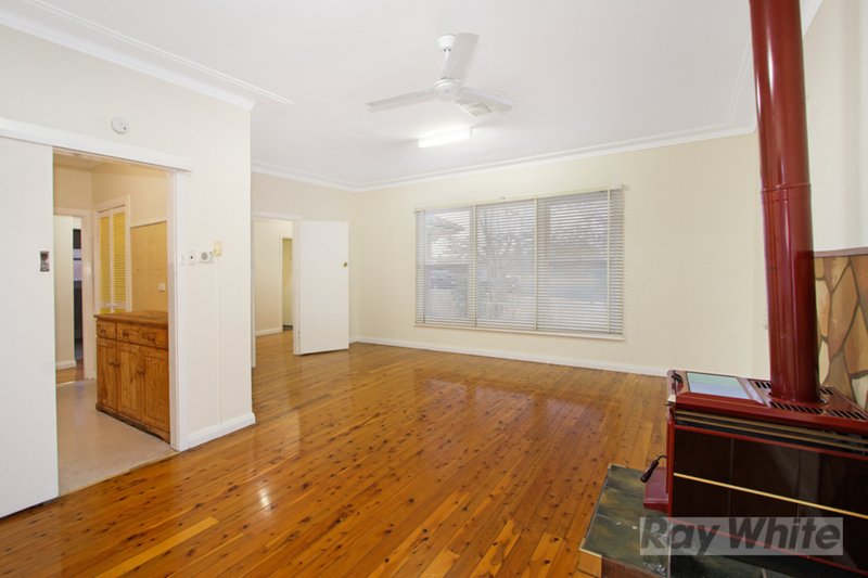 Photo - 10 Duri Road, Tamworth NSW 2340 - Image 2