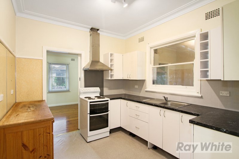 Photo - 10 Duri Road, Tamworth NSW 2340 - Image 3