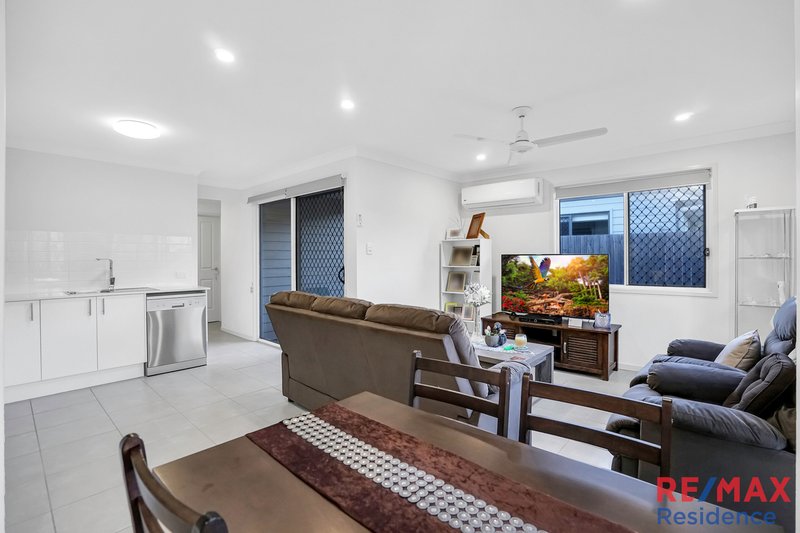 Photo - 10 Dusk Place, Crestmead QLD 4132 - Image 11