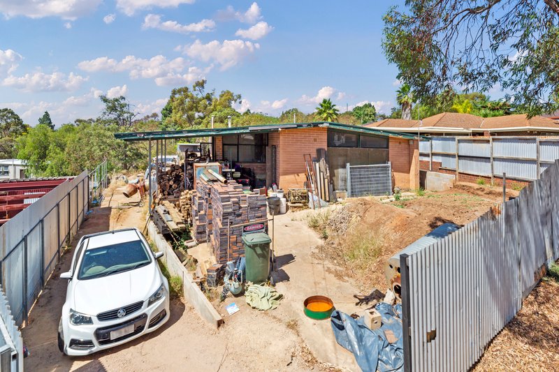 Photo - 10 Dutton Drive, Para Hills SA 5096 - Image 4