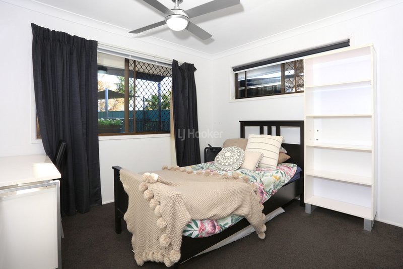 Photo - 10 Eacham Avenue, Coombabah QLD 4216 - Image 16