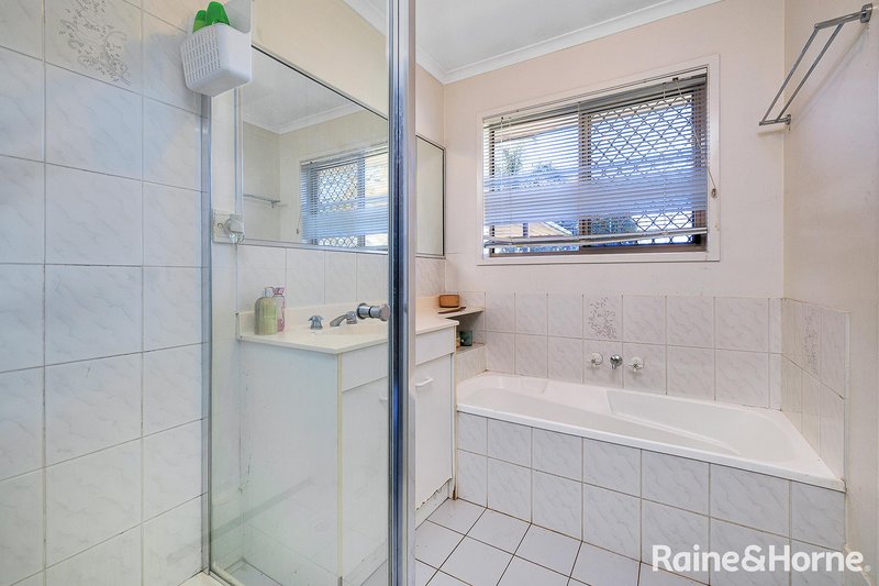 Photo - 10 Echo Court, Marsden QLD 4132 - Image 9
