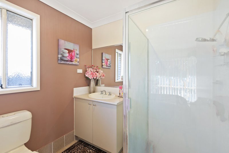 Photo - 10 Elaine Place, Birkdale QLD 4159 - Image 10