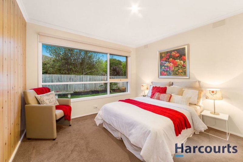 Photo - 10 Eldale Court, Wantirna VIC 3152 - Image 7