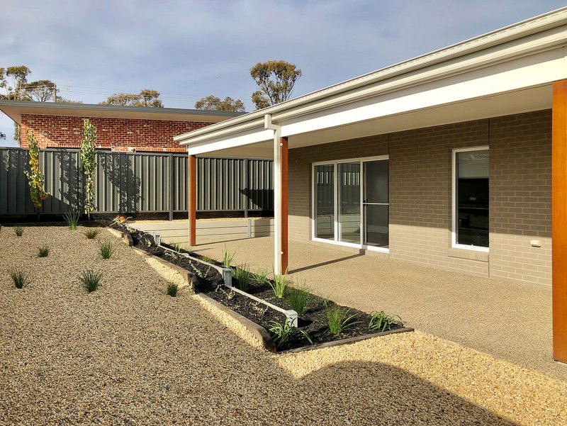 Photo - 10 Eldridge Court, Kangaroo Flat VIC 3555 - Image 15