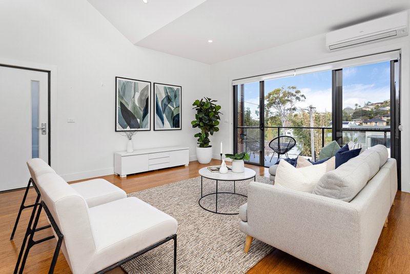 Photo - 10 Elimatta Place, Kiama NSW 2533 - Image 1
