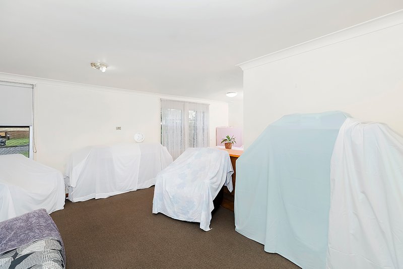 Photo - 10 Ellesmere St , Booragul NSW 2284 - Image 6