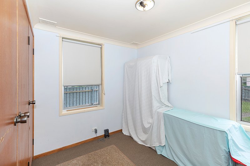 Photo - 10 Ellesmere St , Booragul NSW 2284 - Image 9