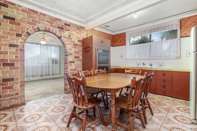 Photo - 10 Ellis Street, Condell Park NSW 2200 - Image 4