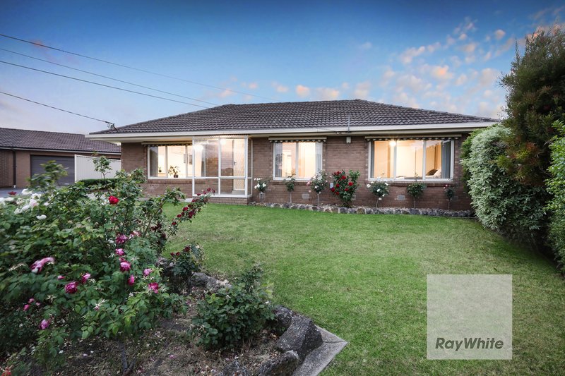 Photo - 10 Elvin Close, Gladstone Park VIC 3043 - Image 3