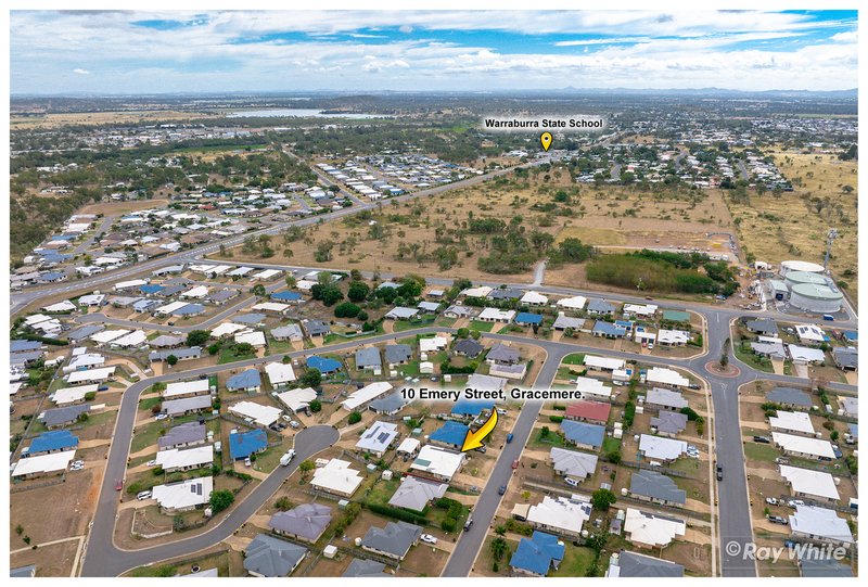 Photo - 10 Emery Street, Gracemere QLD 4702 - Image 2