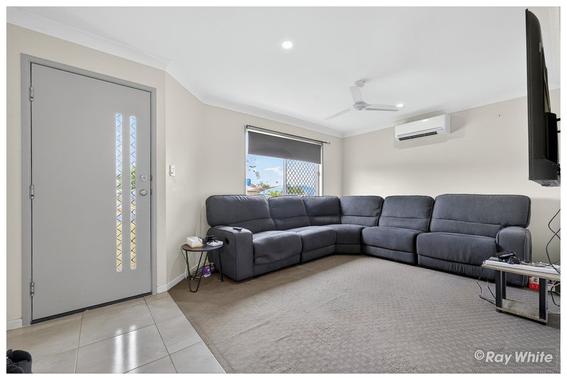 Photo - 10 Emery Street, Gracemere QLD 4702 - Image 3