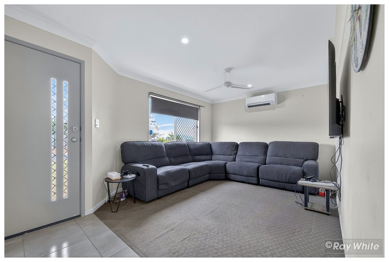 Photo - 10 Emery Street, Gracemere QLD 4702 - Image 4