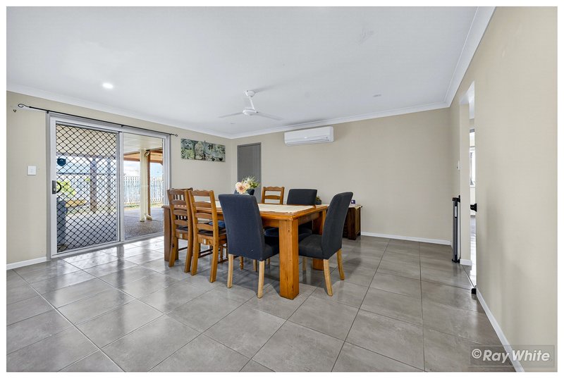 Photo - 10 Emery Street, Gracemere QLD 4702 - Image 11