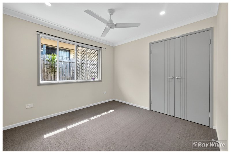 Photo - 10 Emery Street, Gracemere QLD 4702 - Image 17