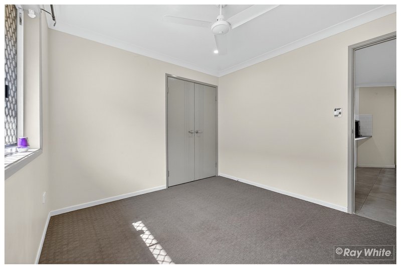 Photo - 10 Emery Street, Gracemere QLD 4702 - Image 18