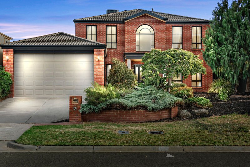 10 Emma Court, Mount Waverley VIC 3149