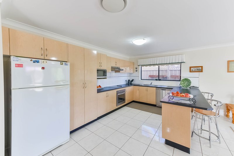 Photo - 10 Emmett Close, Picton NSW 2571 - Image 5