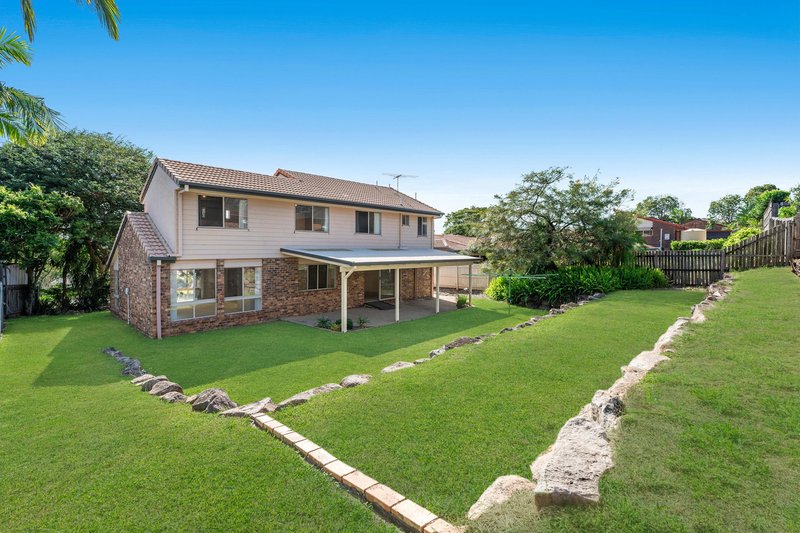 Photo - 10 Emmett Street, Wynnum West QLD 4178 - Image 11