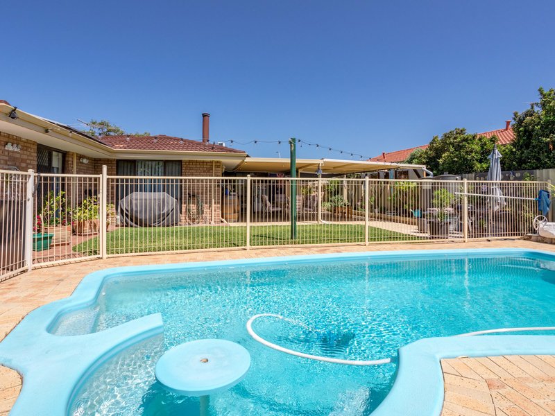 Photo - 10 Empire Way, Thornlie WA 6108 - Image 20